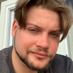 Meet your Posher, Marc